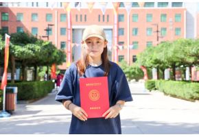 大鸡吧插美女免费观看【新生报到】“北音温度”助力梦想起航！